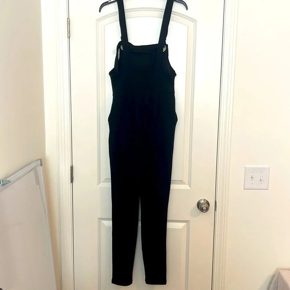 SHEIN Black Overalls with Pockets Size Small (4) - Picture 2 of 5